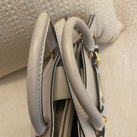 Michael Kors Medium Hamilton Tote-Vanilla - Picture 8 of 9